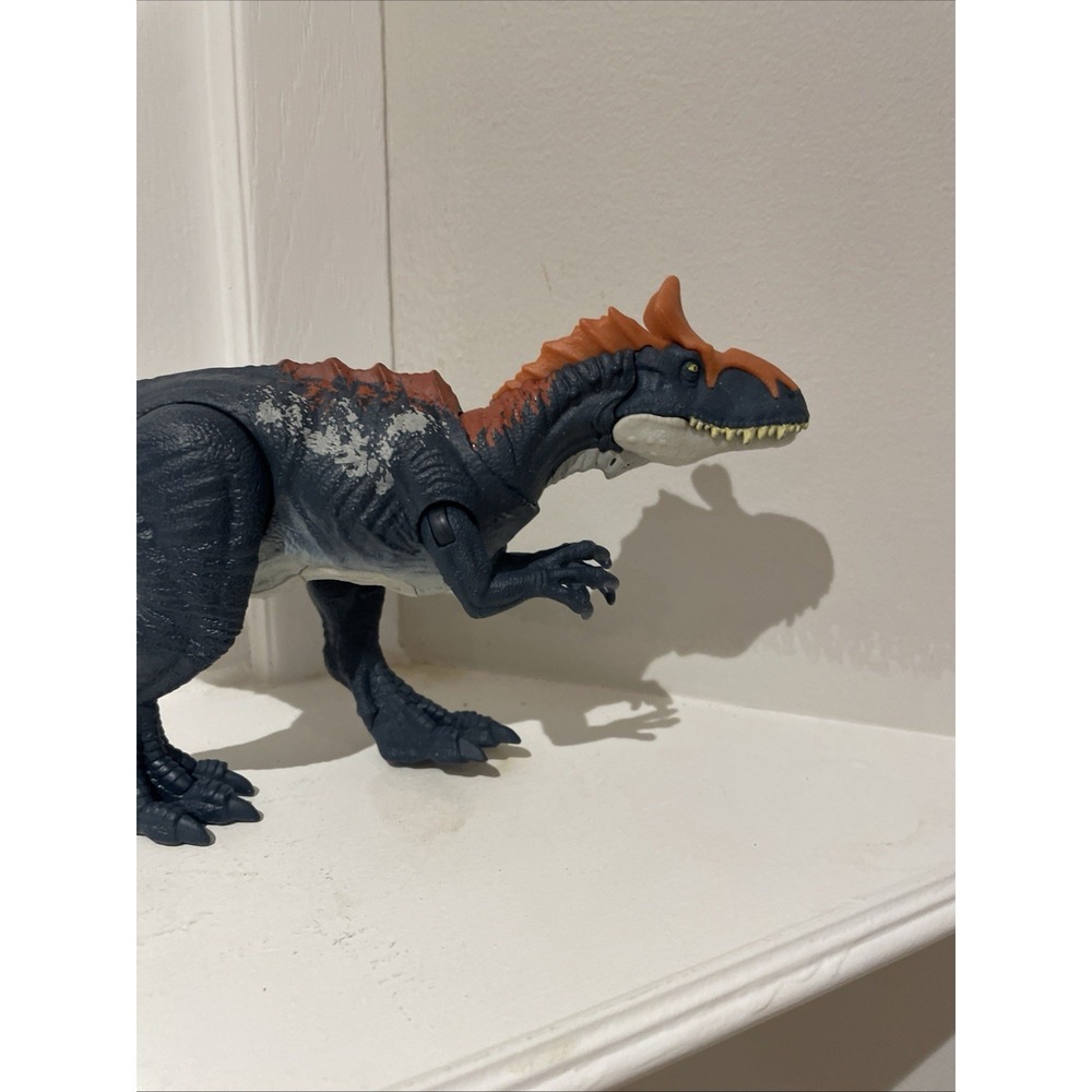 Jurassic World Camp Cretaceous Sound Strike Cryolophosaurus Mattel 2021